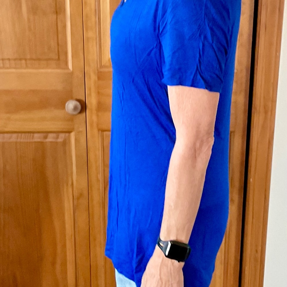 Blue V-Neck - Picture 2 of 3